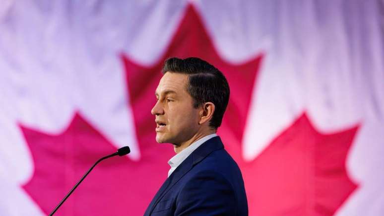 Poilievre prometeu aos canadenses um retorno à "política do senso comum" e ao "governo pequeno"