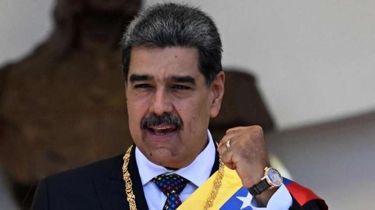 Maduro tomou posse para seu terceiro mandato no dia 10 de janeiro