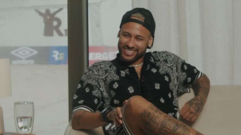 Neymar Jr.aposta ganhabetentrevista para a Romário TV