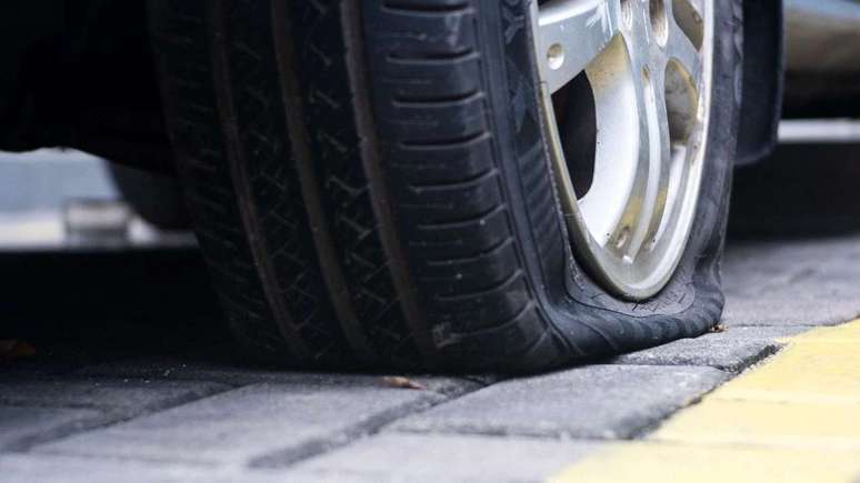 Veja como fazer a manutenção dos pneus do seu carro