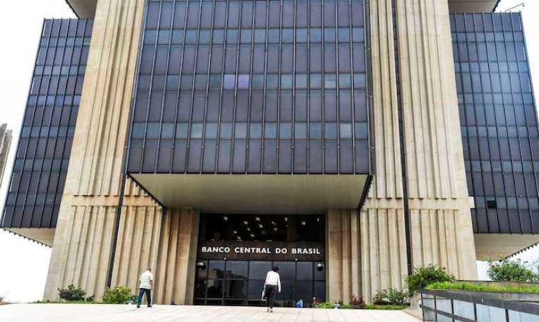 Fachada do prédio do Banco Central, em Brasília; são dezenas de instituições de meios de pagamento listadas pelo órgão e que seriam afetadas pela nova medida