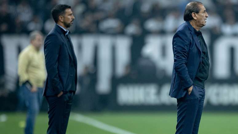 Ramón Díaz comemorou a vitória em cima do Bragantino na estreia do Paulistão.