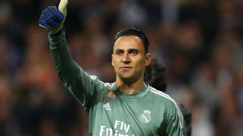 Keylor Navas com a camisa do Real Madrid. 