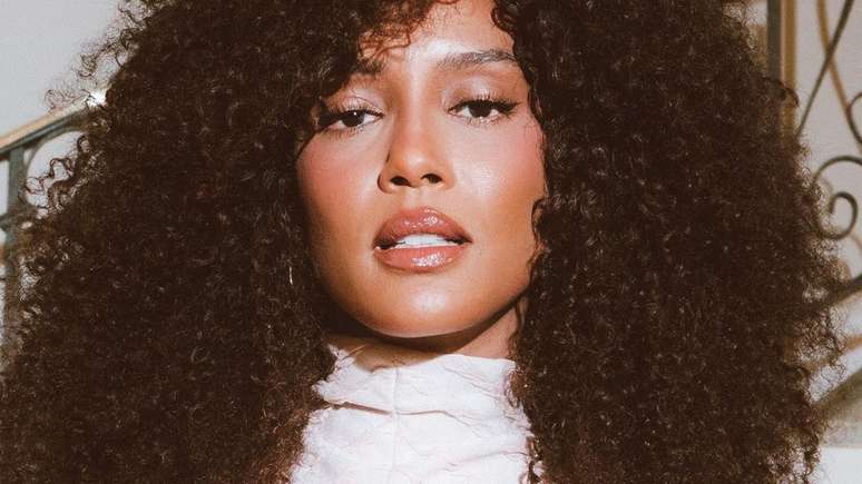 Ta&iacute;s Ara&uacute;jo