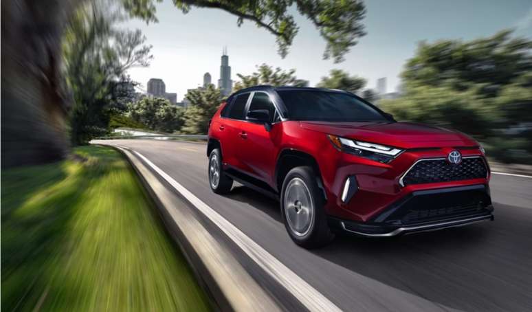 Toyota RAV4: três opções de motorização nos EUA e ótima posição no ranking de vendas