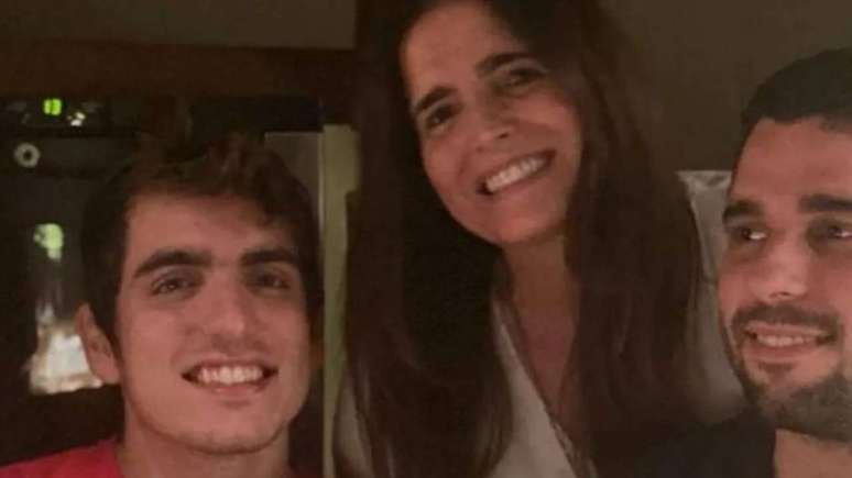 Descobrimos o salário do cargo público do filho de Malu Mader e Tony Bellotto; confira