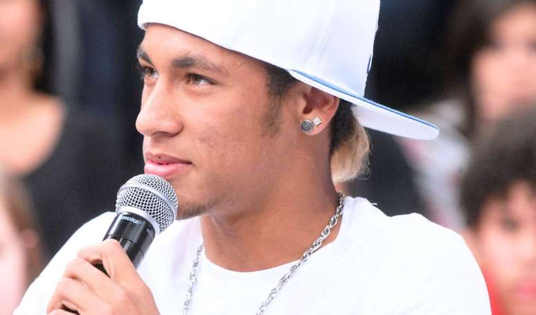 Neymar, de volta ao Santos, participou de 'Malhação' em 2010.