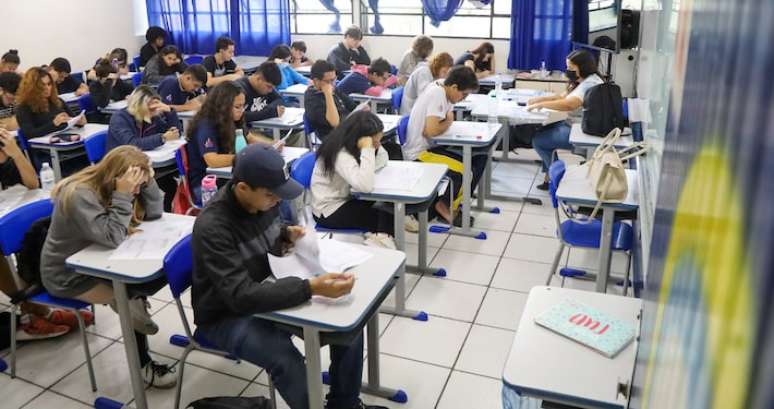 São Paulo garante mais de 15 mil vagas diretas ao ensino superior para alunos da rede pública por meio do Provão Paulista.