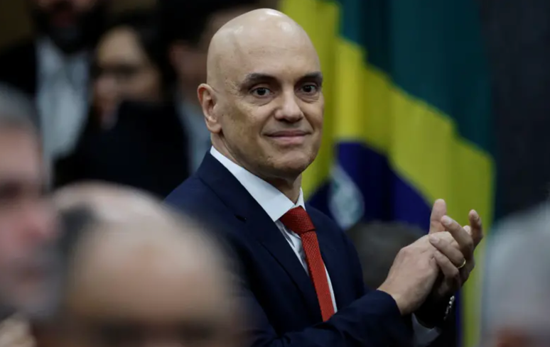 Alexandre de Moraes vem sendo duramente criticado por políticos de direita e por empresários como Elon Musk por sua condução em investigações que tramitam no STF