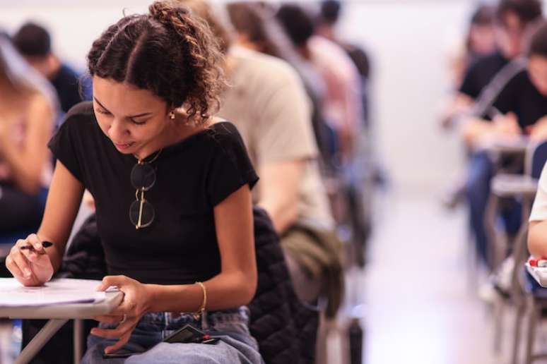 Lista dos aprovados no vestibular da USP é divulgada nesta quarta.