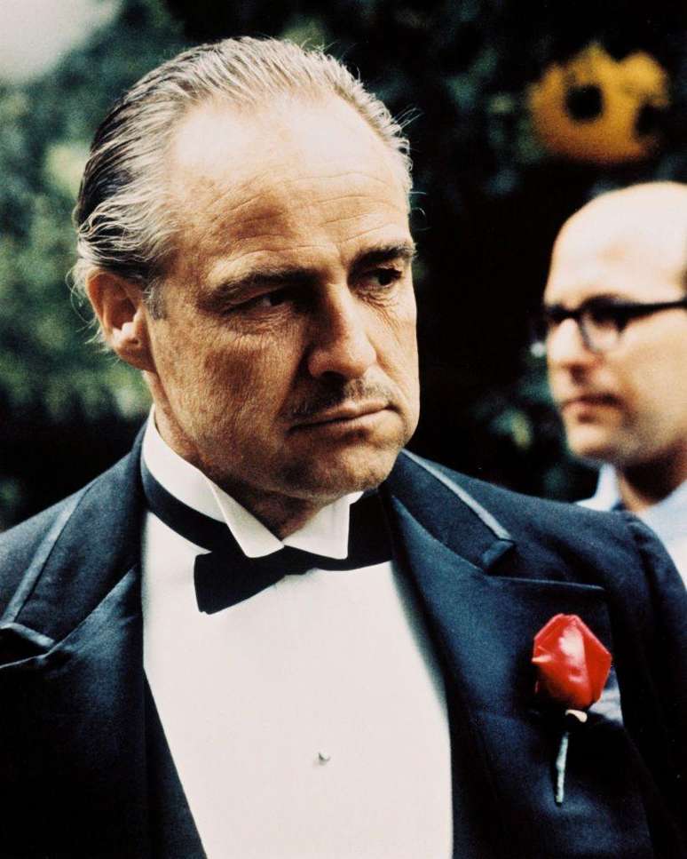 A volta por cima de Marlon Brando em O Poderoso Chefão mostrou como um astro veterano pode revitalizar sua carreira ao se associar a um cineasta mais jovem