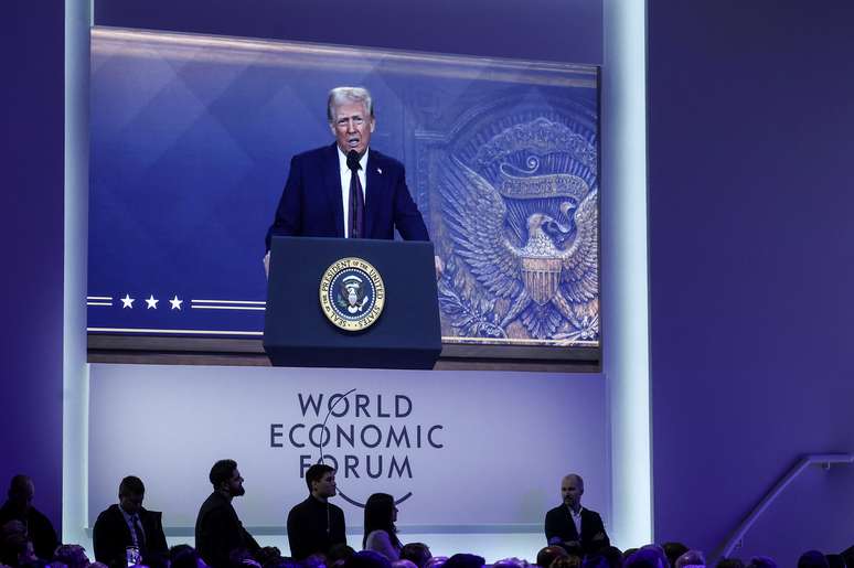 Presidente dos EUA, Donald Trump, faz discurso &agrave; dist&acirc;ncia durante 55&ordm; F&oacute;rum Econ&ocirc;mico Mundial, em Davos, na Su&iacute;&ccedil;a.