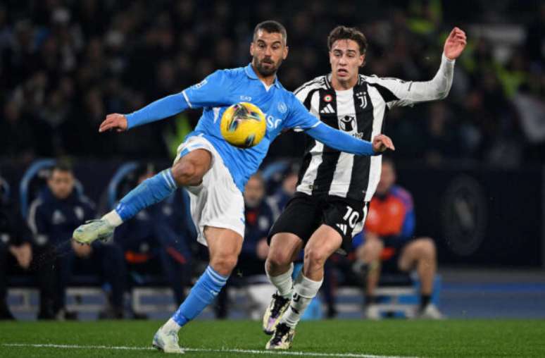 Francesco Pecoraro/Getty Images - Legenda: Napoli vence e tira a invencibilidade da Juventus no Italiano