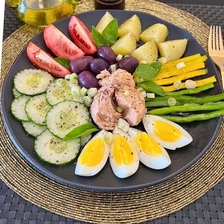 SALADA NIÇOISE