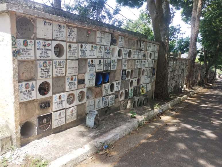 Bloco 18, onde est&aacute; o oss&aacute;rio de Sabotage, paralelo ao muro do cemit&eacute;rio Campo Grande, zona sul de S&atilde;o Paulo.