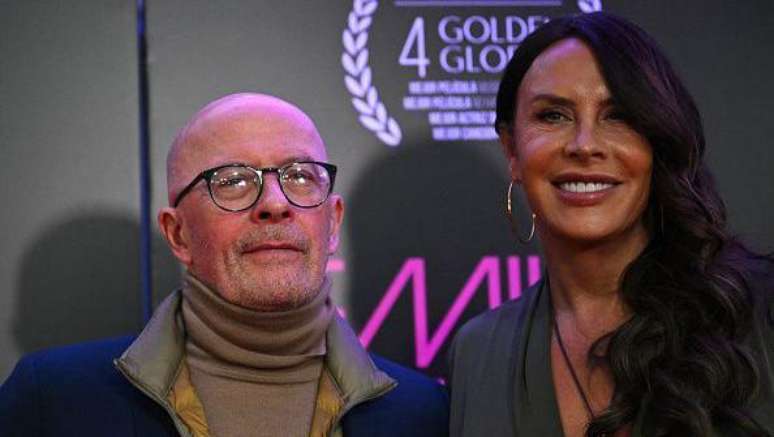 O diretor francês Jacques Audiard e a atriz espanhola Karla Sofia Gascon, de 'Emília Perez', estão indicados a diversos prêmios no Oscar