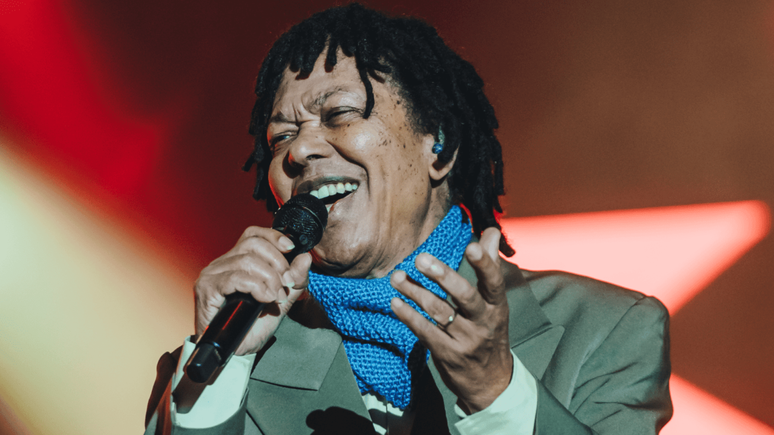 Djavan completa 76 anos hoje