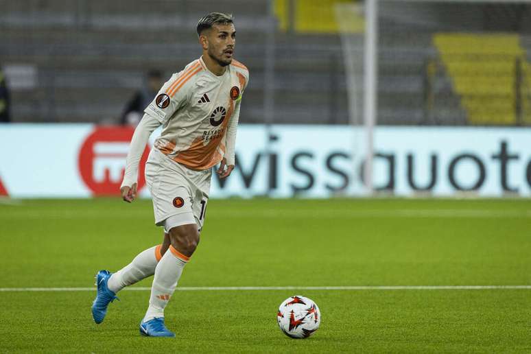 Leandro Paredes foi alvo do Peixe &ndash;