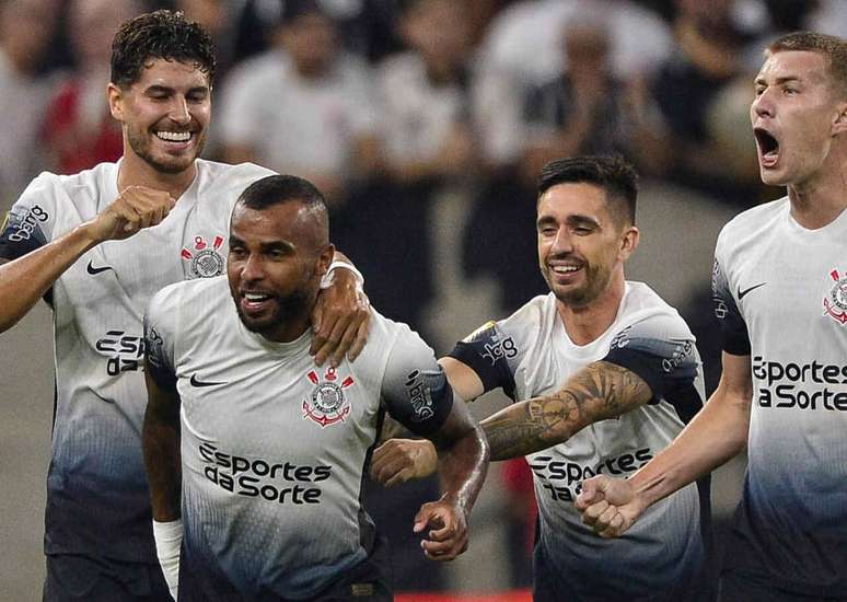 Corinthians tenta se recuperar após primeira derrota no Paulistão –