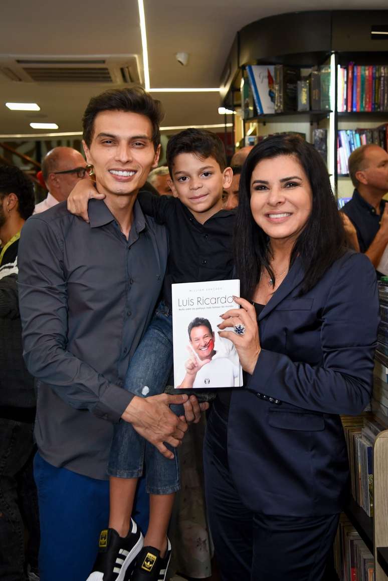 Mara Maravilha with Gabriel Torres and the couple's son, Benjamin - Mara Maravilha with Gabriel Torres and the couple's son, Benjamin -