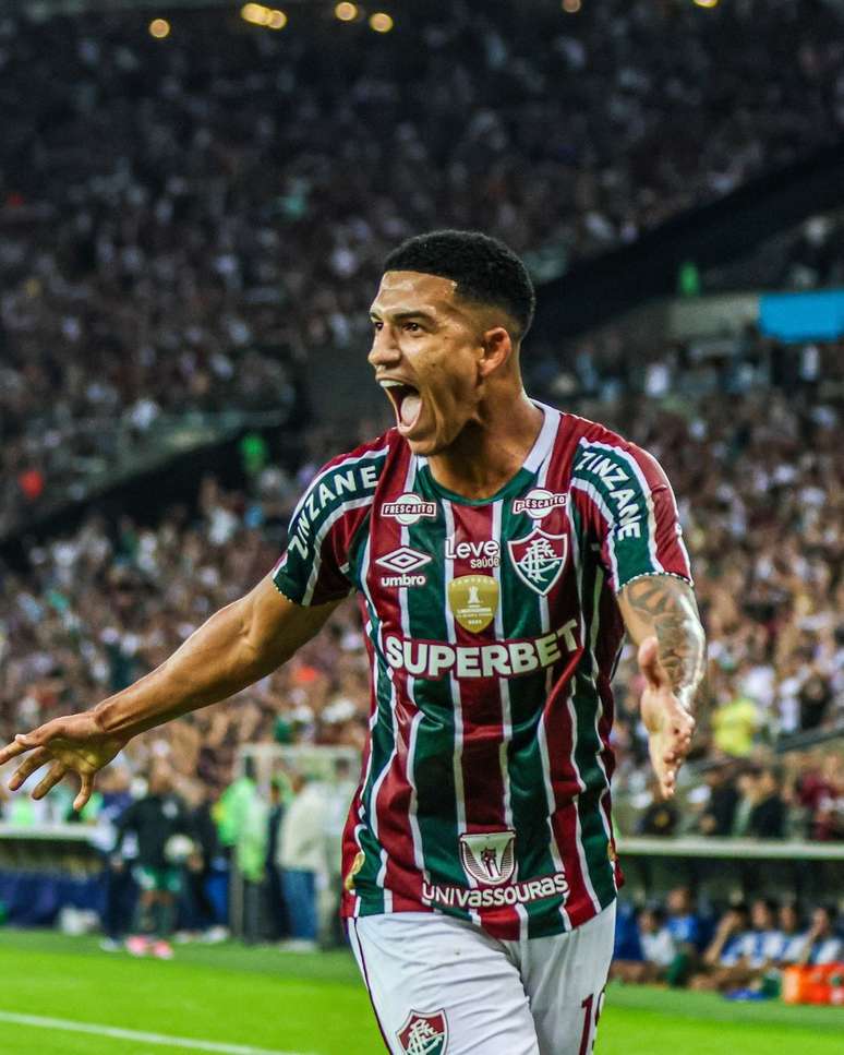 Kaua Elias terungkap oleh Fluminense