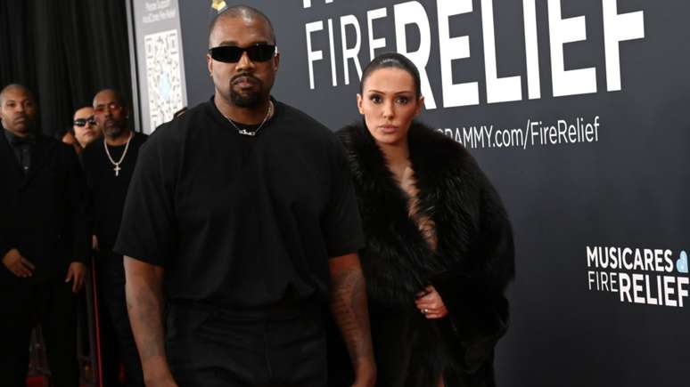 Kanye West’s wife, Bianca Censori, dares with naked dress and signing from Brazilian