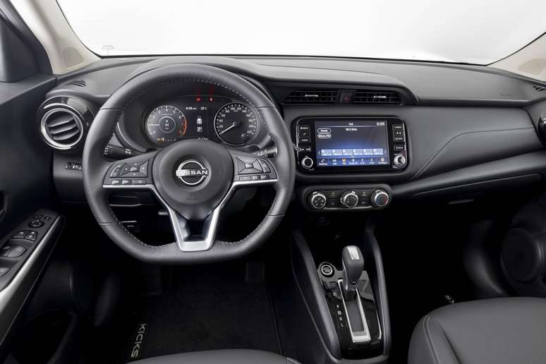 Nissan Kicks Play