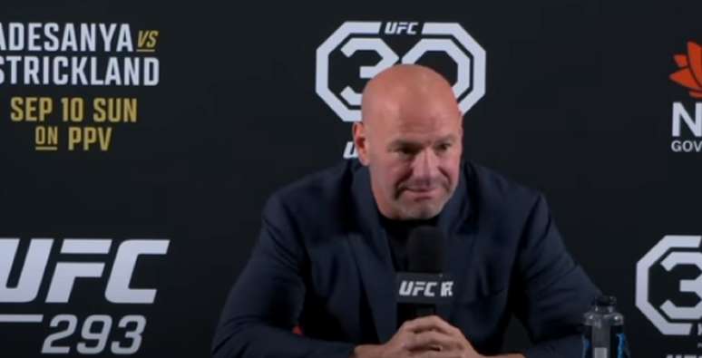 Dana White na conferência de imprensa do UFC 293 