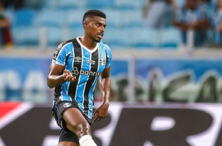 Lucas Uebel/Grêmio - Título: Jemerson, Defensor de Grêmio