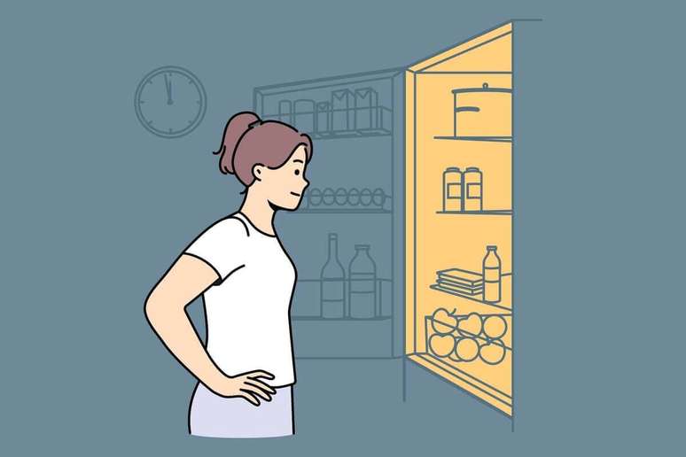 A sensação de fome intensa à noite pode ser resultado de refeições pouco nutritivas ao longo do dia