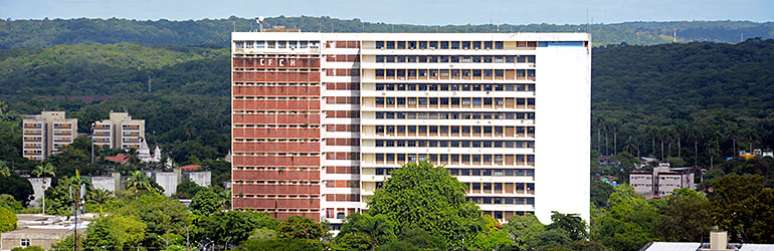 Interesse de Vera pelos livros foi percebido na Biblioteca do Centro de Filosofia e Ciências Humanas (CFCH), da Universidade Federal de Pernambuco.