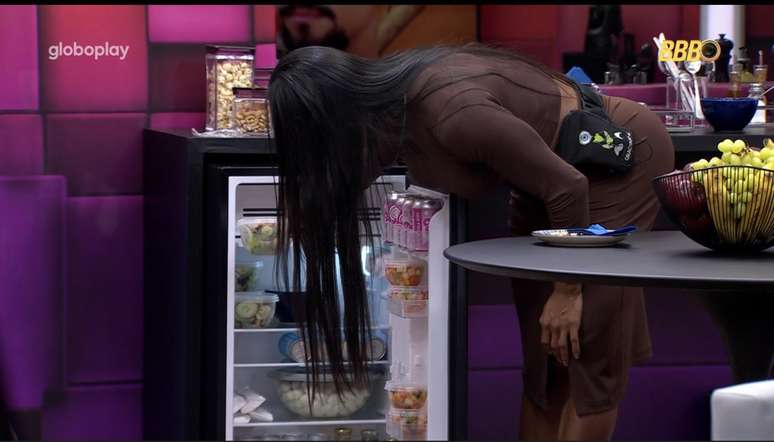 Geladeira foi abastecida com ovos para Gracyanne no BBB 25