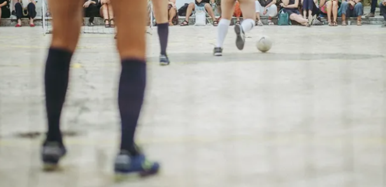 Portugal terá jogo de futebol com jogadores nus; participantes receberão R$ 600