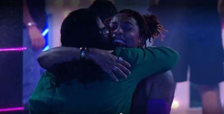 BBB25: 'Vou te botar no Paredão, mas eu te amo', diz Vilma para Thamiris 