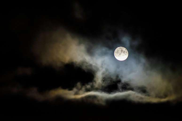 Lua Cheia em fevereiro