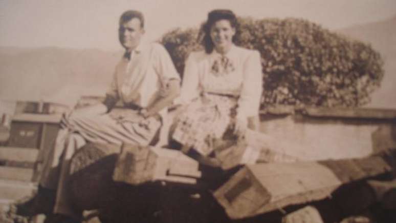 Foto do casal Simpson publicada no Diário do Rio Doce, em 1964, sobre a chegada dos dois a Valadares