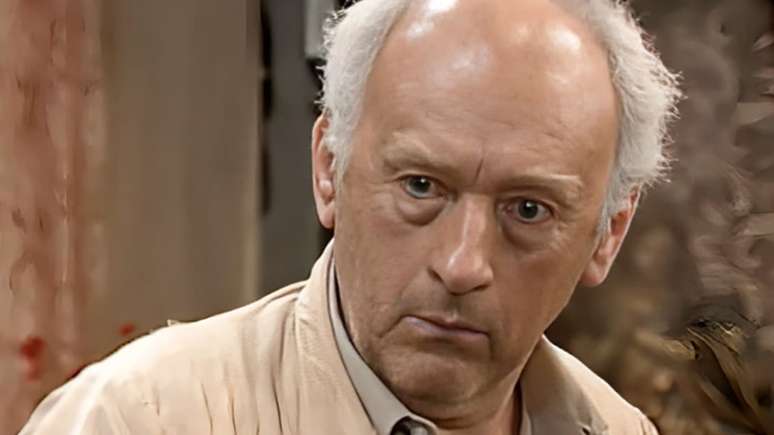 Zé Esteves (Sebastião Vasconcelos) em 'Tieta'