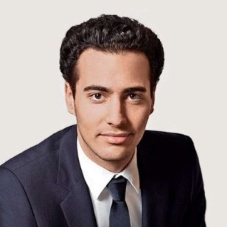 Jean-Victor Meyers na foto de apresentação como diretor da L'Oreal, em 2012