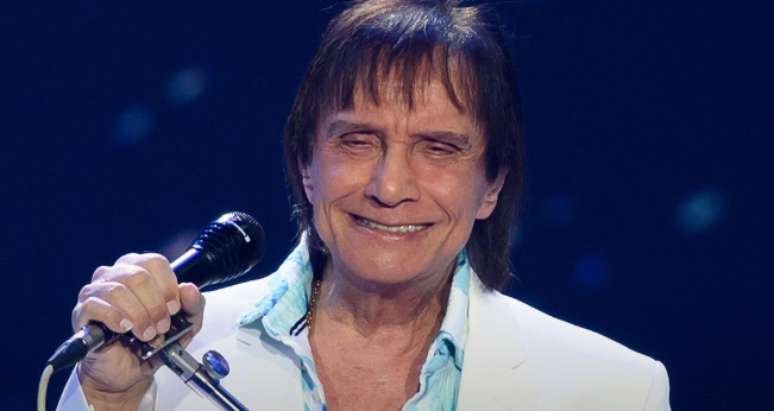 Still on vacation, Roberto Carlos confirms traditional shows in the city of SP