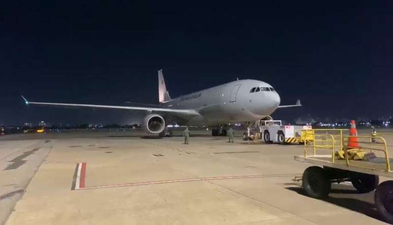 Um avião KC-30 fabuloso transportou o retorno da força para Belo Horizonte nesta sexta-feira