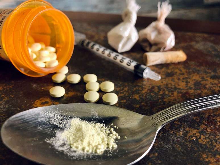 ஓபியாய்டுகளுக்கு மக்களின் வெளிப்பாட்டைக் குறைப்பது இன்று மருத்துவ அறிவியலின் சவால்களில் ஒன்றாகும்
