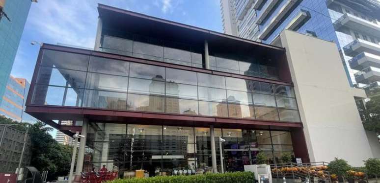 Letreiro da Eataly foi retirado da fachada na loja em São Paulo.