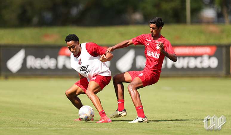 Athletico inicia preparação para jogo contra o Cascavel 