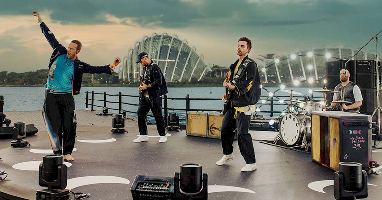 Coldplay lan&ccedil;a o clipe da faixa 'Man In The Moon'