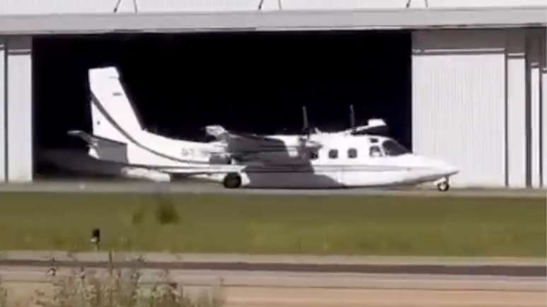 Que susto! Vídeo mostra momento que aeronave realiza pouso de emergência em Sorocaba