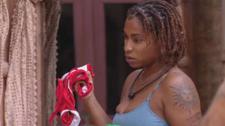 BBB 25: Thamiris e Camilla se desentendem e trocam farpas: 'Péssima'