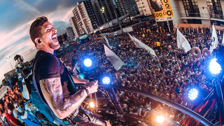 Eva Block will shake the carnival on Saturday in Salvador