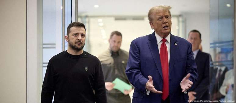 Eleições na Ucrânia podem ser parte de um plano mediado pelos EUA para acabar com a guerra; na foto, Zelenski e Trump durante encontro em setembro de 2024