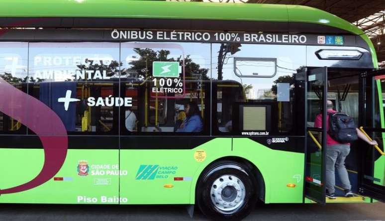 Ônibus elétrico na capital: Justiça manteve lei que obriga que, até 2028, metade da frota seja movida a eletricidade.
