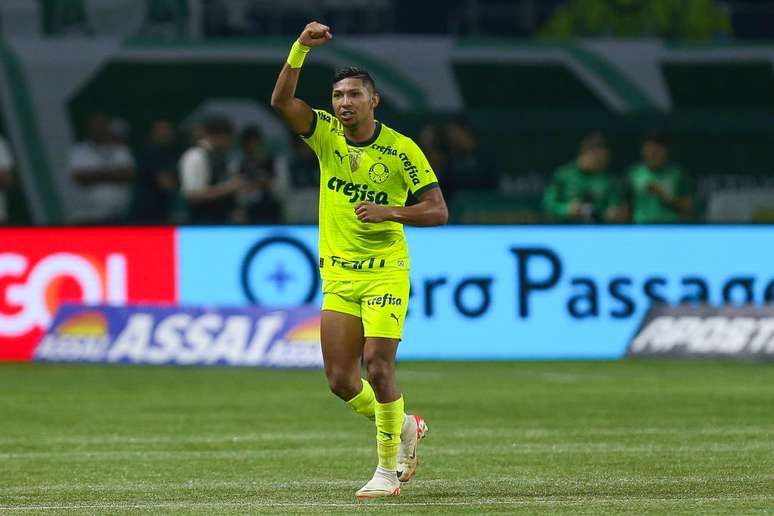 Rony atuando pelo Palmeiras